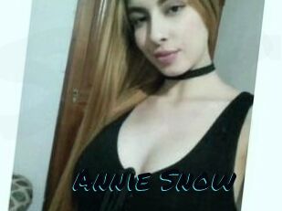 Annie_Snow