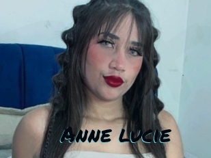 Anne_lucie