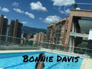 Bonnie_Davis