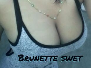 Brunette_swet