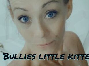 Bullies_little_kitten