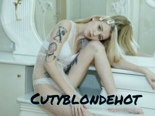 Cutyblondehot