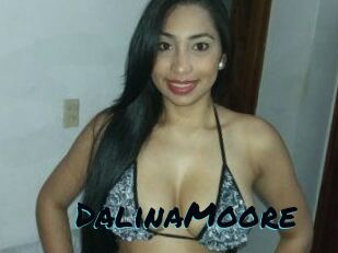 Dalina_Moore