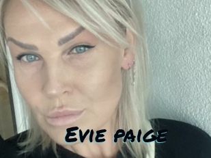 Evie_paige