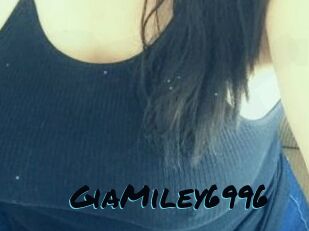 GiaMiley6996