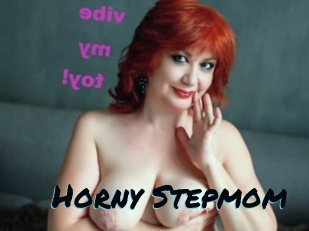 Horny_Stepmom