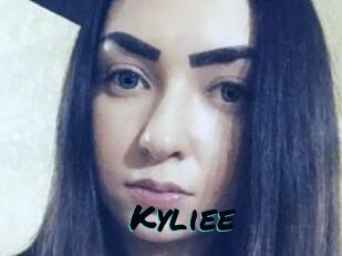 Kyliee_