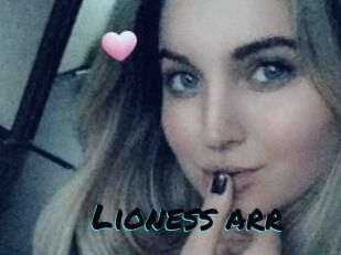 Lioness_arr