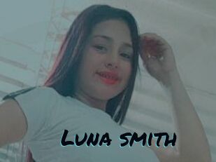 Luna_smith