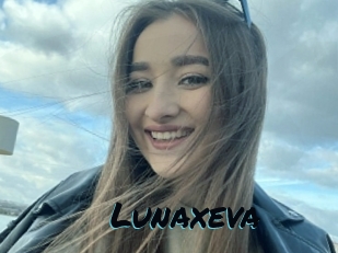 Lunaxeva