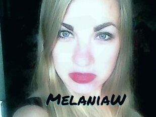 MelaniaW