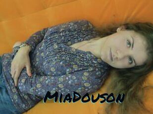 MiaDouson