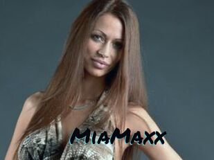 MiaMaxx