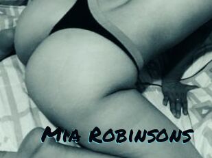 Mia_Robinsons