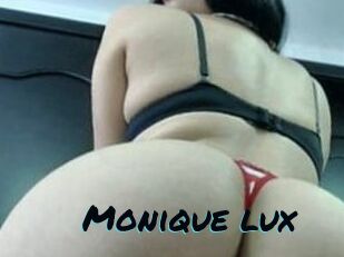 Monique_lux