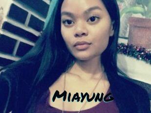 Mia_yung