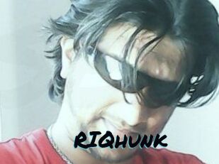 RIQhunk