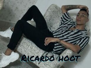 Ricardo_hoot