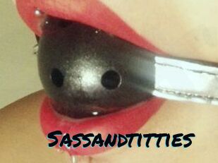 Sassandtitties