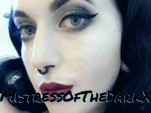 XMistressOfTheDarkX